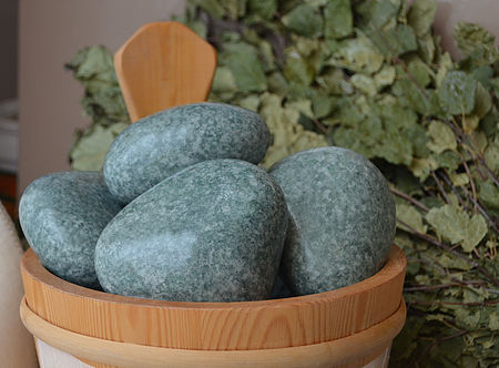 kamen-zhadeit-shlifovannyj-melkij-10-kg